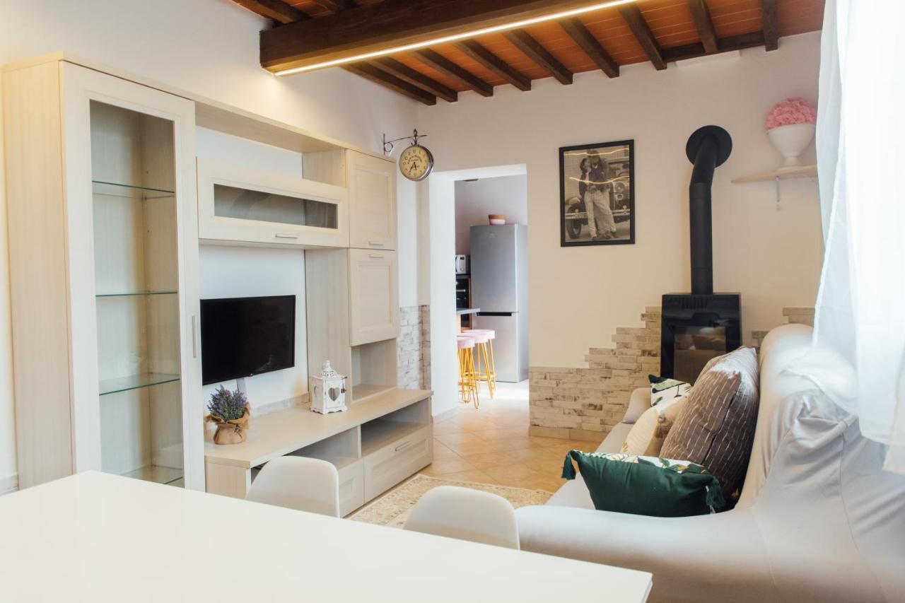 Country Chic Pistoia-Casa In Campagna Giardino, Parking Esterno foto