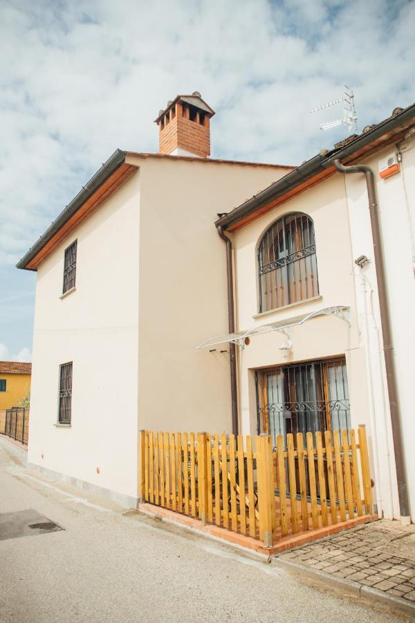 Country Chic Pistoia-Casa In Campagna Giardino, Parking Esterno foto